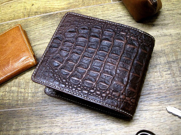 Real leather wallet/Embossing Cow leather/Crocodile pattern 第1張的照片