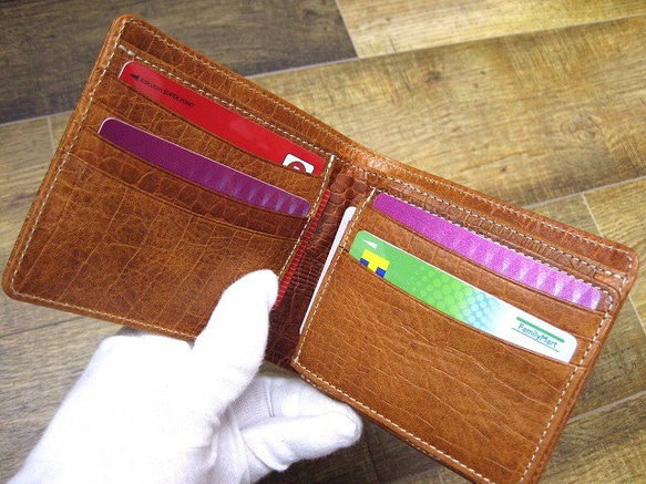 Real leather wallet/Embossing Cow leather/Crocodile pattern 第2張的照片