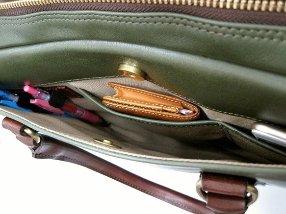 Real leather bag/Steer leather/Olive Green 第6張的照片