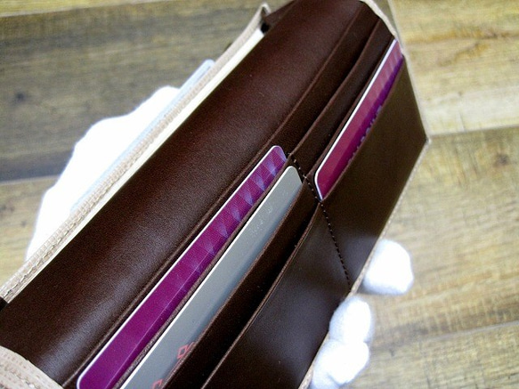 Real leather wallet/Embossing Kip leather 第4張的照片