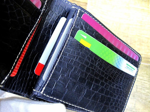 Real leather wallet/Embossing Cow leather/Crocodile pattern 第7張的照片
