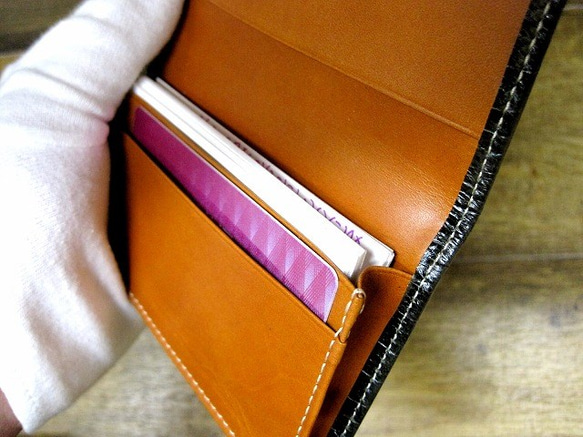 Real leather card case/Embossing Crocodile pattern 第4張的照片