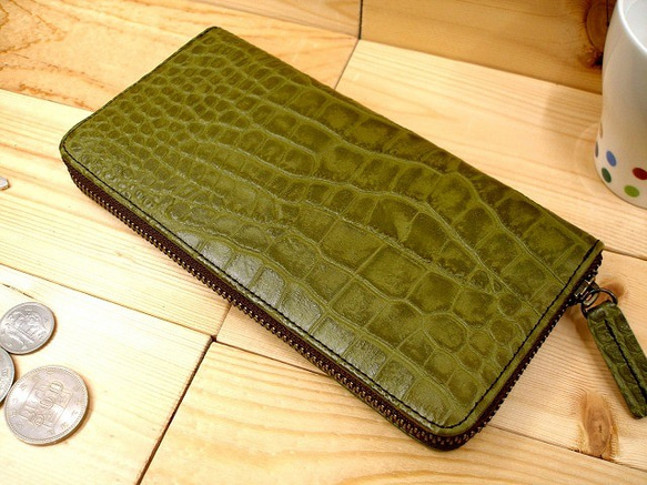 Real leather wallet/Embossing Stee leather/Crocodile pattern 第1張的照片