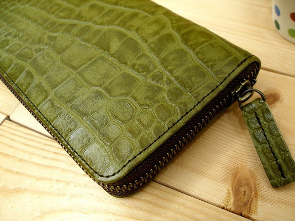 Real leather wallet/Embossing Stee leather/Crocodile pattern 第2張的照片