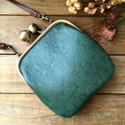 Real Leather Pouch bag with metal frame/Leaf & Tree/Green 第1張的照片