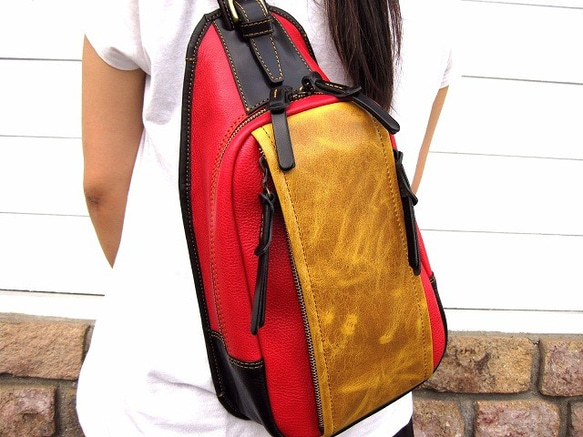 Real leather daypack/red&masterd&black 第1張的照片