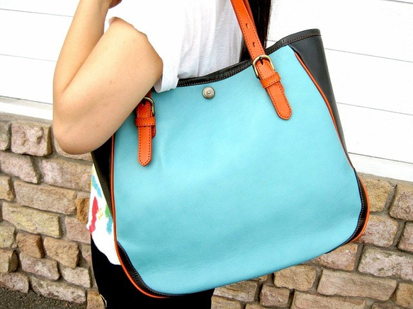 Real leather bag/Cow leather/Marine Blue 第1張的照片