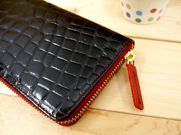 Real leather wallet/Embossing Cow leather/Crocodile pattern 第2張的照片