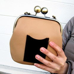 Real Leather pochette with grasp/Beige 第1張的照片