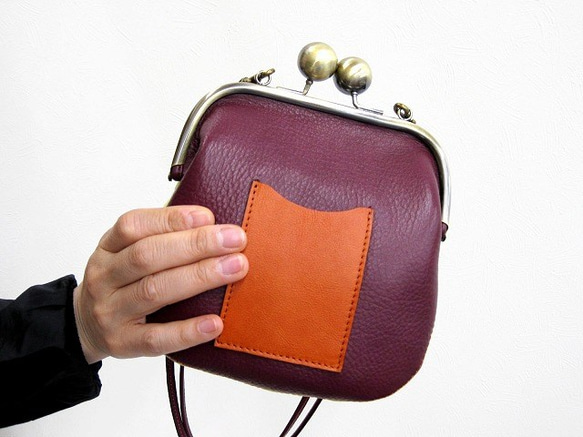 Real Leather pochette with grasp/Flower Green 第2張的照片