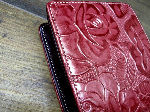 Real leather wallet/Embossed Leather/Rose Pattern Metal Red 第8張的照片