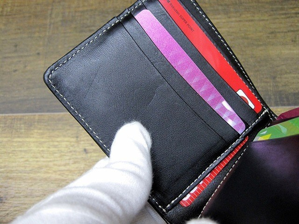 Real leather wallet/Embossed Leather/Turtle Pattern Black 第4張的照片