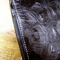 Real leather wallet/Embossed Leather/Turtle Pattern Black 第8張的照片