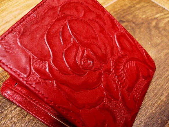 Real leather wallet/Embossed Leather/Rose Pattern Red 第9張的照片