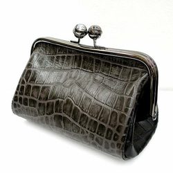 Real leather pouch with metal clasp/Crocodile pattern 第1張的照片