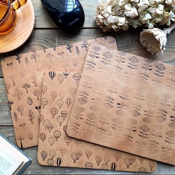 Real leather mouse pad/Nuts and Trees pattern 第7張的照片