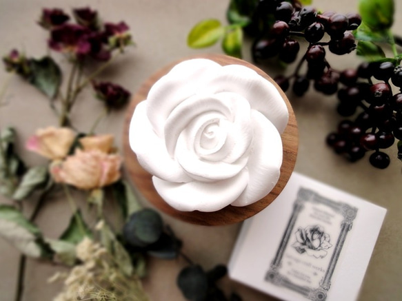 アロマストーン □ 女王の薔薇 バラ □6種類から香りが選べる