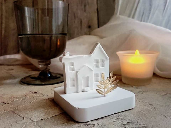 アロマストーン ■ 海辺に立つ白い教会  三番街の教会 ■ 6種類から香りが選べる 1枚目の画像