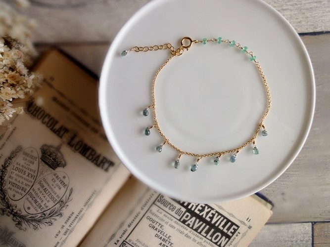 天然石のブレスレット ■ アラビアンナイト ■ サファイア グレーグリーン