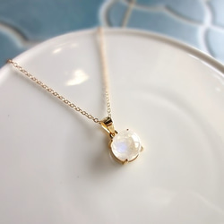 Necklace ■ シンプルデザイン 小粒ラウンドペンダント with Chain 14KGF ■  レインボームーン 3枚目の画像