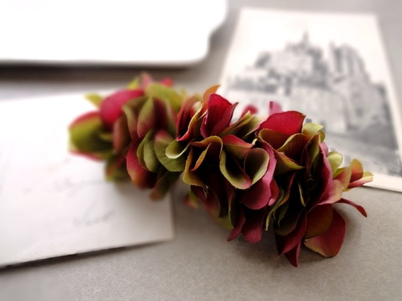 バレッタ ■ 紫陽花の花びら ■ G×R オーキッドグリーン 1枚目の画像