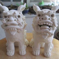 こ様ご予約品＊お座りシーサー（白土・焼き締め） その他置物 まりも