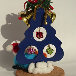 【送料無料】羊毛ﾌｪﾙﾄ ブルーセキセイさんのクリスマスツリー 4枚目の画像