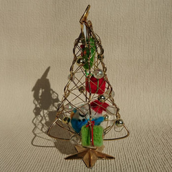【送料無料】羊毛ﾌｪﾙﾄ クリスマスツリーinブルーセキセイさん 3枚目の画像