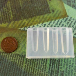 レジン用シリコン型枠　小型研磨水晶　４タイプ　 2枚目の画像