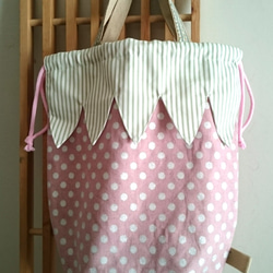［Atsuko様専用ページ］大きないちごのコップ袋とシューズケースのセット♪綿麻ラメドット＊ピンク 2枚目の画像