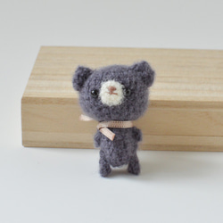 小 amigurumi 暗紫熊 第1張的照片