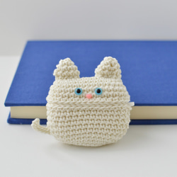 AirPods Pro 保護套 | 白貓 Amigurumi 帶矽膠保護套 第1張的照片