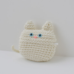 AirPods Pro 保護套 | 白貓 Amigurumi 帶矽膠保護套 第3張的照片