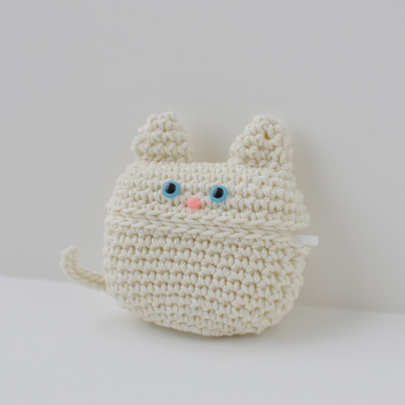 AirPods Pro 保護套 | 白貓 Amigurumi 帶矽膠保護套 第3張的照片