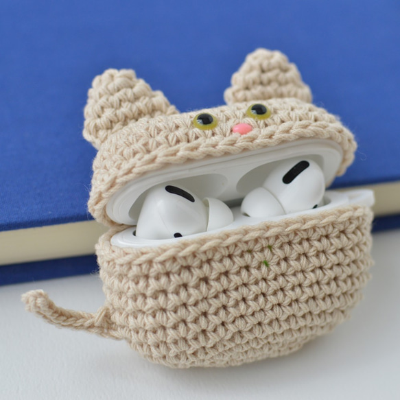 AirPods Pro 保護套 | 白貓 Amigurumi 帶矽膠保護套 第9張的照片