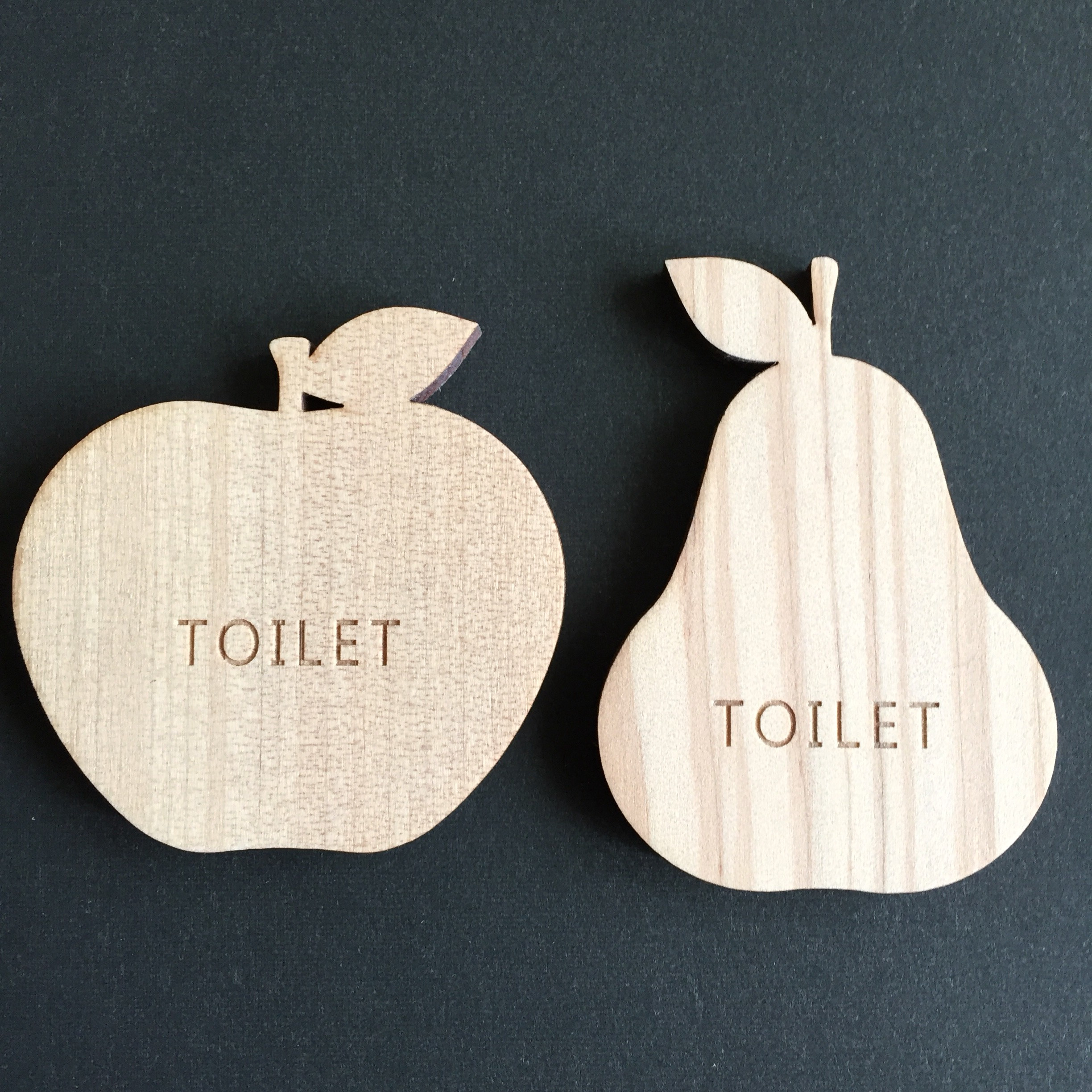 木製 アップル りんご 洋ナシ ラフランス ドア プレート トイレ