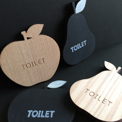 木製 アップル りんご 洋ナシ ラフランス ドア プレート トイレ マーク バスルーム ベッドルーム ウォール デコ 4枚目の画像