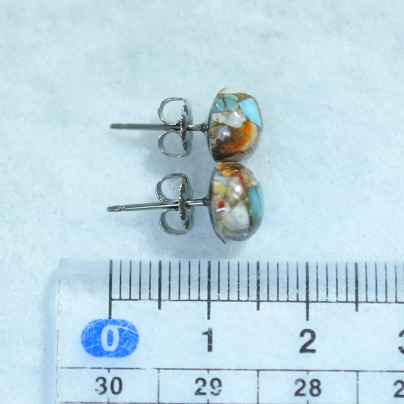 （1件）牡蠣銅綠松石耳環（8毫米，鈦金屬柱） 第5張的照片
