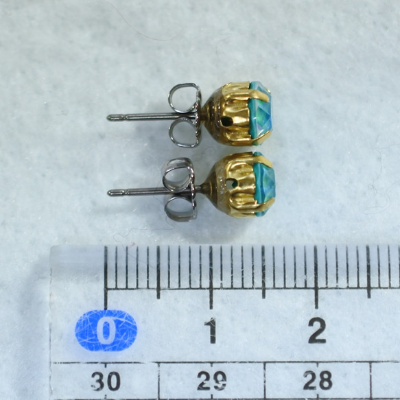 施華洛世奇Chaton耳環（6毫米水晶拉古納Delight Titanium耳環） 第5張的照片