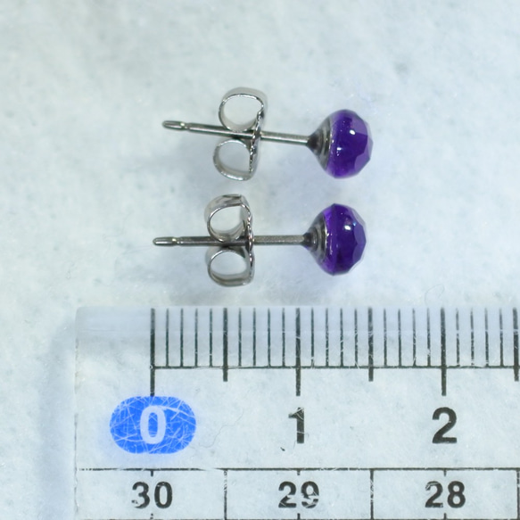 (1 件) 紫水晶玫瑰式切割耳環（5 毫米，鈦柱） 第5張的照片