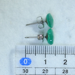 (1 件) 綠色縞瑪瑙耳釘（自由成型鈦柱） 第5張的照片