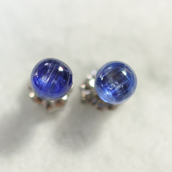 （1 件）藍晶石耳釘（5 毫米，鈦柱） 第1張的照片