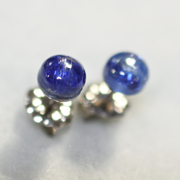 （1 件）藍晶石耳釘（5 毫米，鈦柱） 第3張的照片
