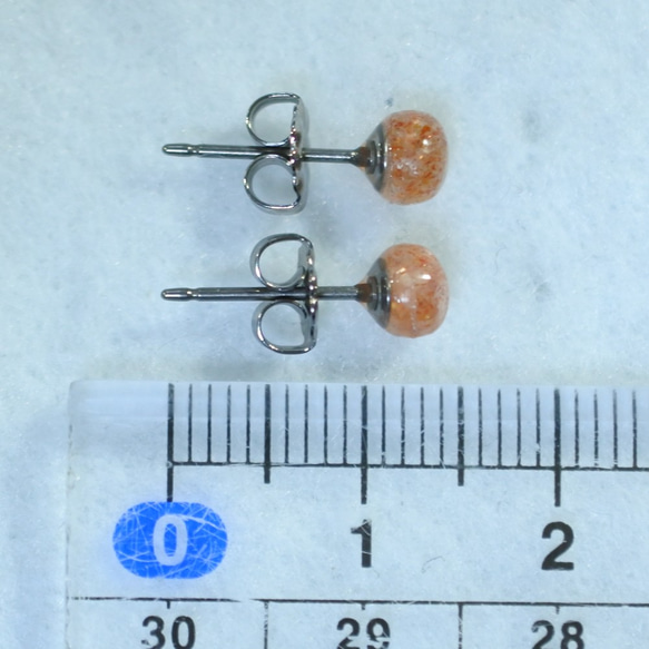 (1 件) Sunstone 耳釘，5 毫米（鈦柱） 第5張的照片