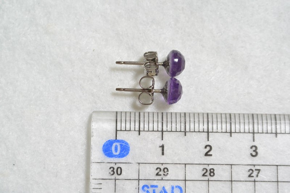 （1點）紫水晶玫瑰形切割耳環（6毫米·鈦後） 第5張的照片