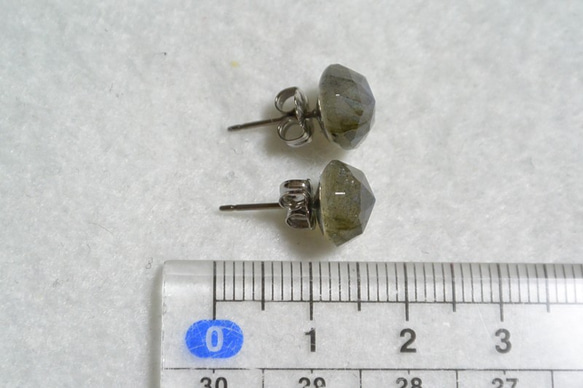 （1分）拉長石·玫瑰切割耳環（9毫米·鈦柱） 第5張的照片