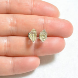 （1点もの）ハーキマーダイヤモンドのスタッドピアス・L（チタンポスト） 4枚目の画像