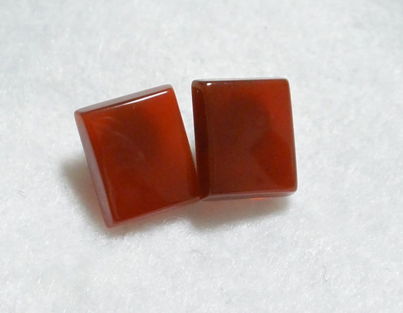 （1分）紅瑪瑙·長方形耳釘（12×10毫米·鈦柱） 第1張的照片