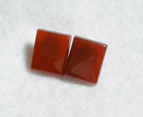 （1分）紅瑪瑙·長方形耳釘（12×10毫米·鈦柱） 第3張的照片