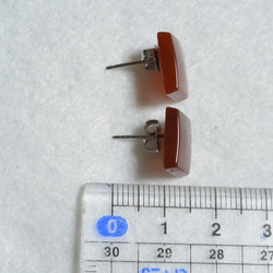 （1分）紅瑪瑙·長方形耳釘（12×10毫米·鈦柱） 第5張的照片